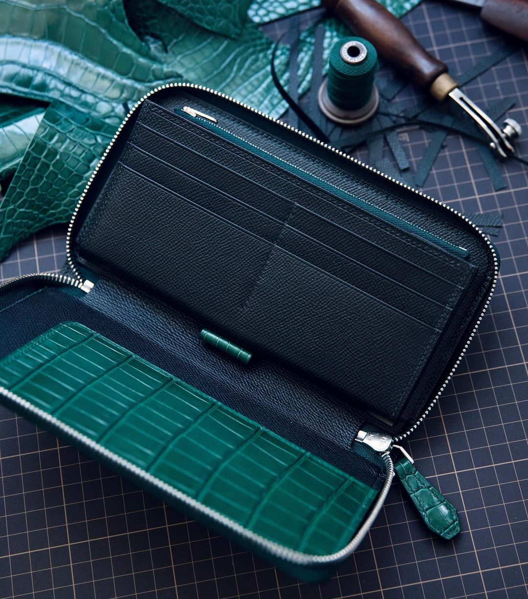 Passport zip wallet